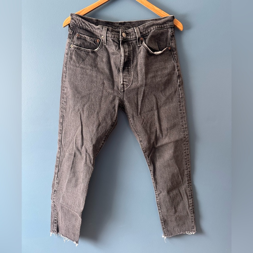 Levi's 501 Skinny in Washed Black